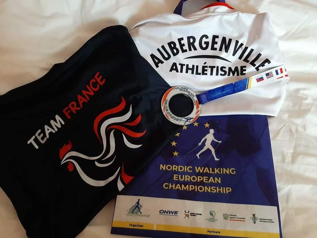 Deux Athlètes Féminines du Club Athlétique d'Aubergenville Rayonnent au Championnat d'Europe de Marche Nordique à Varsovie