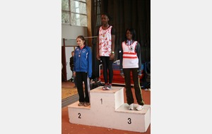 Podium pour Estelle Mendy aux finales  départementales en salle sur 50 m.