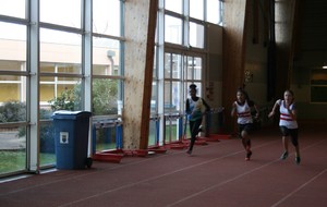 Triathlon benjamins et minimes 2 ème tour en salle à Versailles