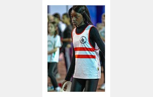 Estelle très concentrée lors de sa prise de marques