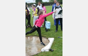 Loeiza au lancer de poids