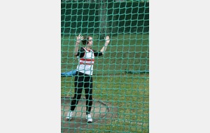 Manon lors de son premier essai victorieux au marteau