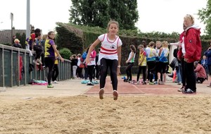 Emilie au saut en longueur