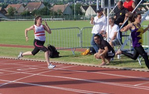 Arrivée série 50 m plat Marine