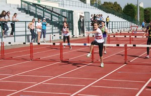 Lucie et Camille sur 50 m haies