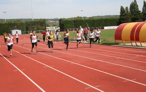 Emilie Quenon et Morin, Eva, Lucie et Louise sur 50 m