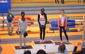 Le podium du 50 m minime fille
