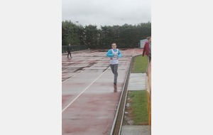 Clément courageux, un 1000 m presque sous la pluie