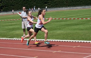 Clara et Emilie, le dernier relais